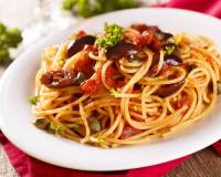 Sun Dried Tomato Olive Pasta In Fresh Tomato Sauce Recipe