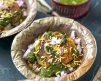 Ragda Patties Recipe - Popular Mumbai Street Food