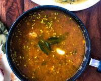 Thakkali Rasam Recipe - South Indian Tomato Rasam 