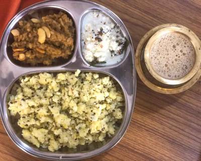 Breakfast Meal Plate: Ven Pongal, Sakkarai Pongal, Coconut Chutney & Kumbakonam Coffee