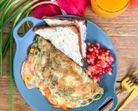 Cheesy Masala Omelette Recipe With Roasted Vegetables