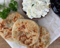 Mini Chilli Cheese Aloo Kulcha Recipe 