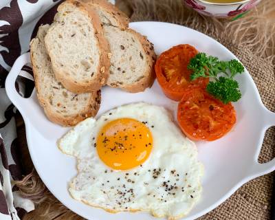 Fried Egg Recipe - Sunny Side Up