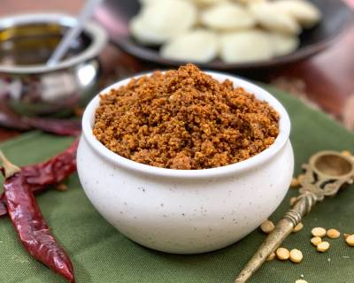 Kopparai Thengai Milagai Podi Recipe - Dry Coconut Chutney Podi