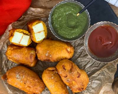 Crispy Paneer Pakora Recipe With Garlic Chutney