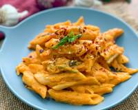 Pasta in Roasted Carrot & Red Pepper Sauce 