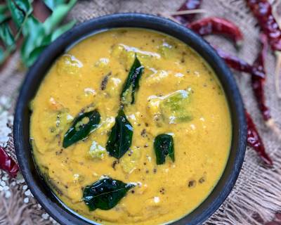 Mavinakayi Menasinakai Curry Recipe  - Raw Mango Coconut Curry