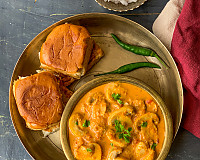 Mushroom Caldine Recipe | Vegetarian Goan Mushroom Curry