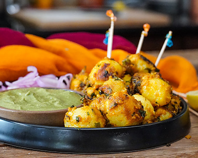 Tandoori Aloo Tikka Recipe - Indian Spiced Roasted Smoked Potatoes