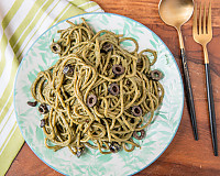 Spaghetti Pasta Recipe in Basil Pesto Sauce