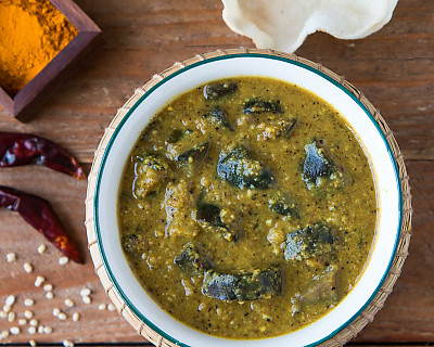 Kathirikai Rasavangi Recipe | Delicious Brinjal Currry Recipe | Eggplant in Tangu Coconut Curry