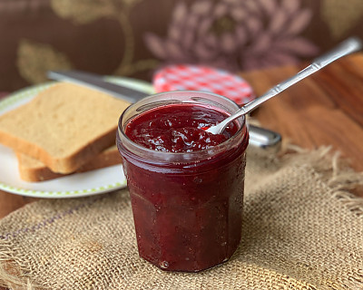 Homemade Plum Jam Recipe - Plum Preserve 