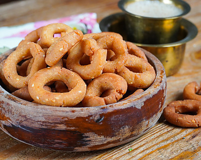 Kodubale Recipe - Tea Time Snack From Karnataka 