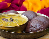 Soft & Delicious Ragi Mudde Recipe - Karnataka Style Ragi Balls