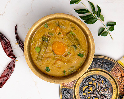 Arachuvitta Sambar Recipe - Sambar With Fresh Ground Spices