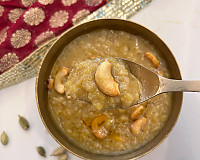 Sweet Avalakki pongal Pongal Recipe - Sweetened Rice And Jaggery Pudding Recipe