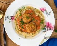 Herbed Spaghetti With Cheese Balls In Tomato Basil Sauce