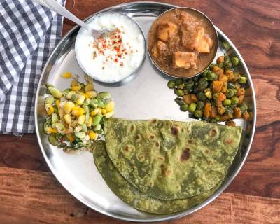 Everyday Meal Plate :Carrot Matar Sabzi, Paneer Gassi, Palak Paratha and Sweet Corn Sundal