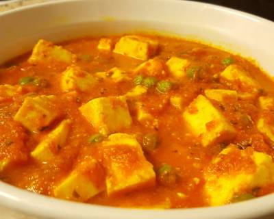 Paneer Matar Butter Masala (Indian Cottage Cheese and Peas Masala With Butter) Recipe
