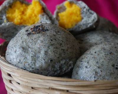 Chinese style Black Sesame Nai Huang Bao Recipe (Steamed Custard Buns)