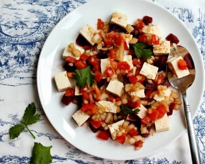 Sweet And Spicy Tofu Salad With Beetroot Recipe