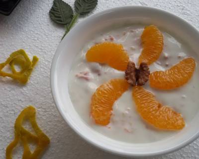 गाजर संतरा अखरोट रायता - Carrot Orange Walnut Raita (Recipe In Hindi)