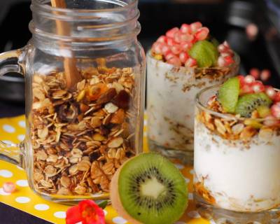 8 Ingredient Sugar Free Granola Parfait Recipe