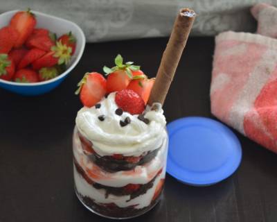 Whole Wheat Black Forest Cake In A Jar Recipe (Eggless)