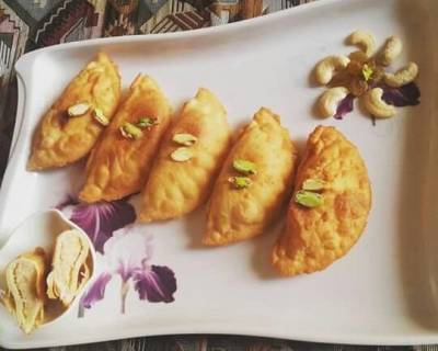 Semolina Gujiya Recipe