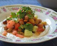 दही वाली मूंगफली चाट रेसिपी - Peanut Chaat With Spiced Yogurt Recipe