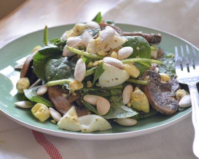 Spinach Salad Recipe With Boiled Eggs And Mushrooms