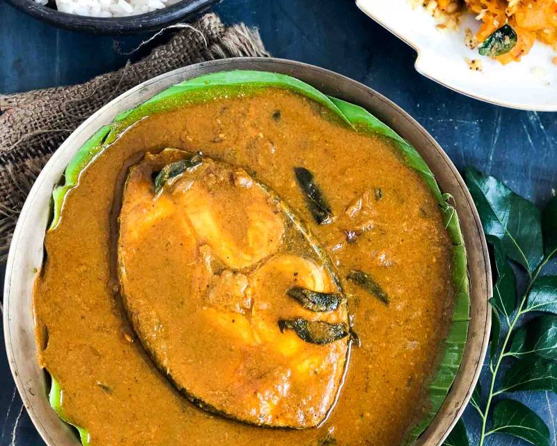 Meen Vevichathu Recipe - Kottayam Style Fish Curry