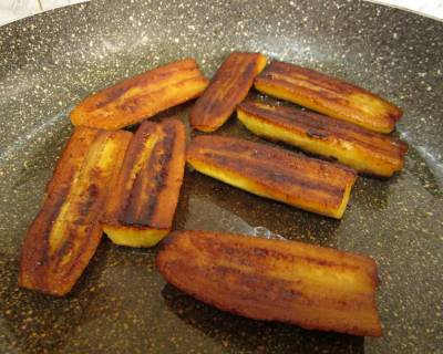 Caramelized Ripe Plantains Without Added Sugar Recipe (Caramelized Nendran)