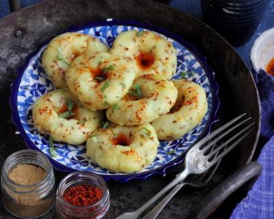 Gujarati Khichu Recipe - Steamed Rice Flour Savory Donuts