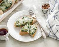 Cheesy Spinach Open Toast Recipe