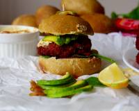 Beet Quinoa Sliders Recipe