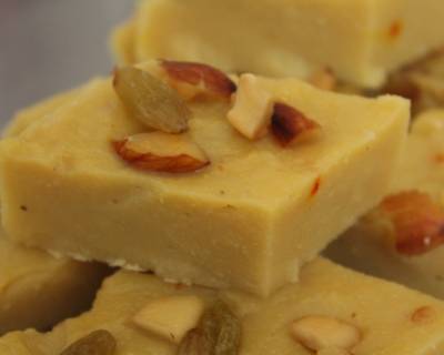 Moong Dal Halwa Burfi Recipe