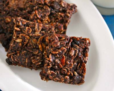 No Bake Chocolate Coated Muesli Bars Recipe