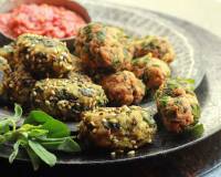 Methi Muthiya (Wheat Flour And Fenugreek Dumplings) Recipe