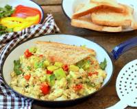 Spicy Avocado Scrambled Eggs Recipe