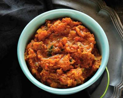 Lauki Bharta Recipe - Spiced & Mashed Bottled Gourd Recipe
