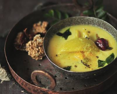 Mambazha Pulissery Recipe - Mango Mor Kuzhambu Recipe 