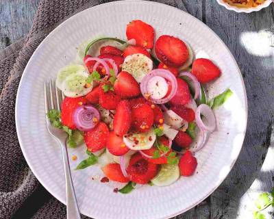 स्ट्रॉबेरी सलाद रेसिपी - Strawberry Salad Recipe