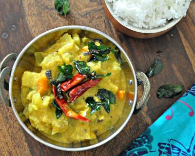 Mulakootal (Vegetables In Coconut Gravy) Recipe