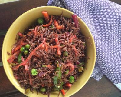 Ragi Semiya Upma Recipe - Ragi Millet Vermicelli Breakfast