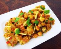 चना और आलू की सुखी सब्ज़ी रेसिपी - Chana Aur Aloo Ki Sookhi Sabzi (Recipe In Hindi)