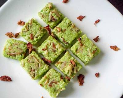 Lauki Burfi With Paneer Recipe - Bottle Gourd Fudge With Cottage Cheese