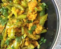 बेसन और मिर्च की सब्ज़ी रेसिपी - Besan Aur Mirch Ki Sabzi (Recipe In Hindi)