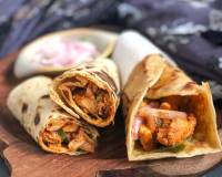 चिकन काठी रोल रेसिपी - Chicken Kathi Roll Recipe