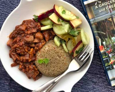 Enjoy A Wholesome Continental Dinner with Herbed Quinoa, Mushroom Bolognese & Minty Apple Salad 